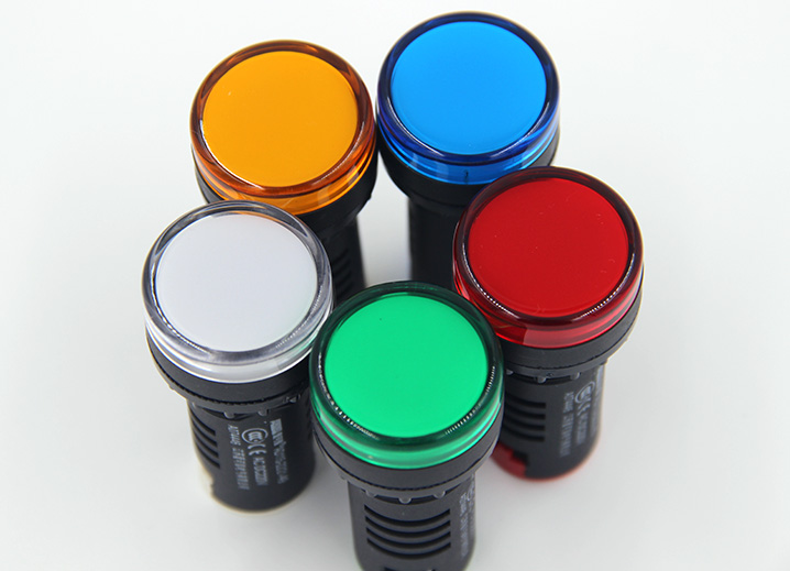 沙钢项目-采用爱可信抗干扰信号灯